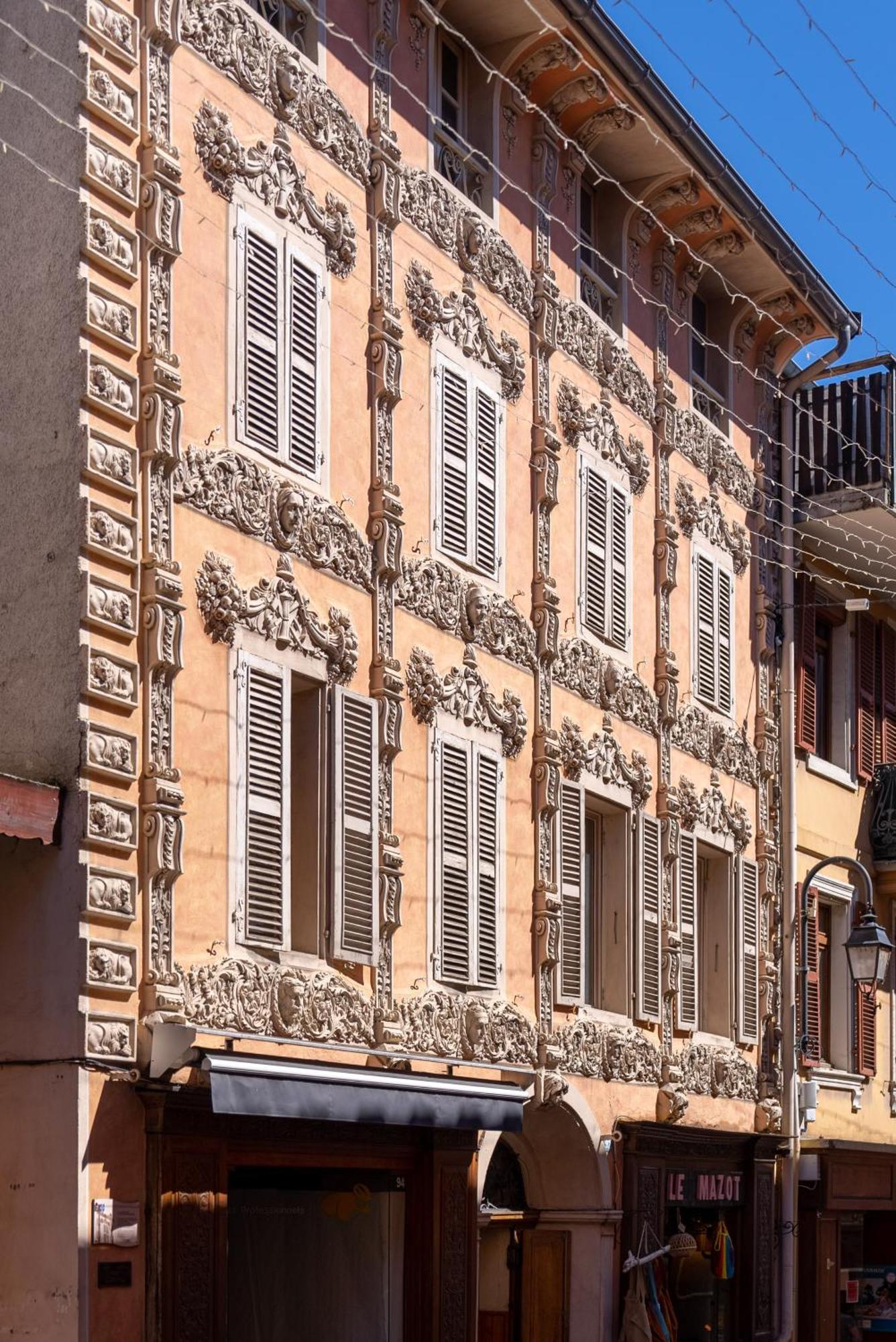 Loft St Maurice Les Arcs La Maison Des Tetes